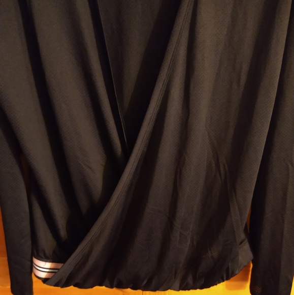 Women Top - Picture 4 of 5